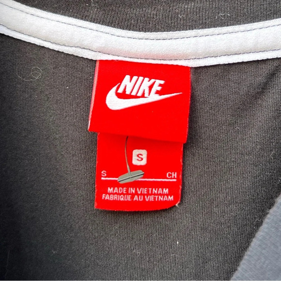 Nike Sportswear Silver Logo Black Cotton Athletic Tank Top Size Small - Picture 3 of 3